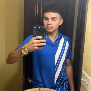 Meet your Posher, Juan